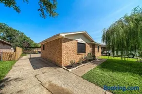 Seabrook TX Vacation Home Near El Jardin Beach - Image 3