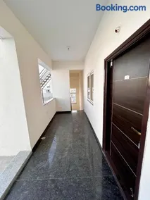 SkyView Penthouse MEE Homes near Hitech City - Image 2
