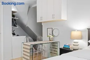 Studio Haven in Times Square & Nearby Restaurants - Image 5