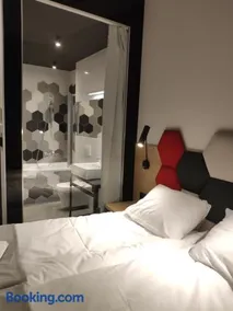 H33 Apartamenty - Image 1