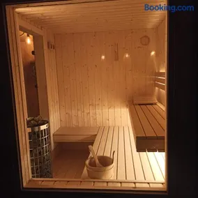 Willa Jagoda duży domek w górach 12-15 osób,jacuzzi,sauna,kominek, bilard,dart, piłkarzyki - Image 2
