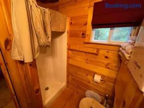 Wild Fox Cabins - Image 2