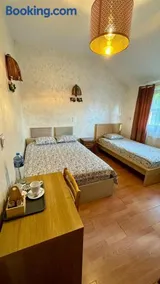 Homies Inn - Image 2