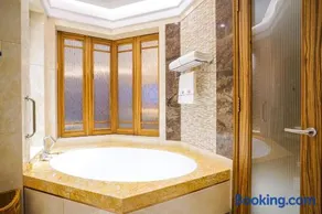 Regal Palace Resort & Spa - Image 4
