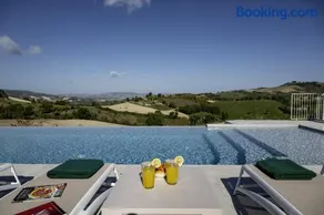 Villa Zenit 8 By Marche Holiday Villas - Image 3
