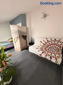 Villa 4 personnes avec jardinet résidence Le Scarlett - Image 2