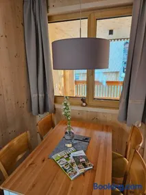 Wood Design Apartment - Image 4