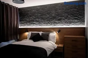 Luxury rooms at Leigh Road - Image 1