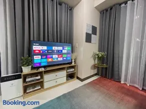 Executive luxury 2BR Condo Unit in McKinley Hill BGC Taguig - Image 2