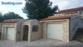 Apartmani Lea - Image 1