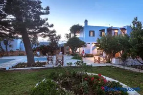 Romano Garden House - Land Tales - Image 1
