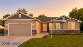 Payson Family Base - 5BR Bunks Sleeps 14 - Image 2