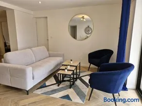 Le Zénith - Entièrement Climatisé - 3 chambres, 3 salle de bain - 8 pers max - Local à vélos - Réservation à la chambre possible - Image 2