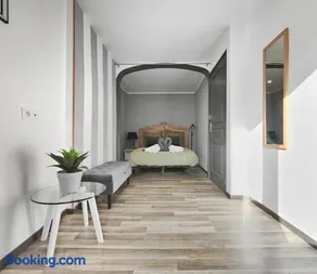Suite Design Bike Friendly au Cœur de Trèbes - Image 3
