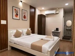 Zephyr inn Pondy - 100 Feet Road , Near Indra Gandhi statue, Opposite RTO - Image 1