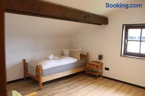 WaldQuartier l Ferienhaus l 3 Schlafzimmer l große Terrasse l Grill l WLAN - Image 4