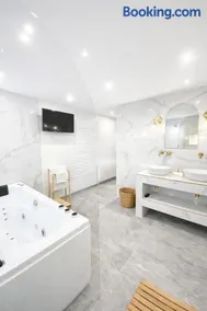 Suite Prestige Spa&Piscine Privée - LikeaDreamRoom - Image 3