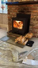 West Cottage, Free Breakfast supplied with free range eggs With log burner - Image 3