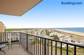 Sea Colony 8th floor condo with free WiFi balcony shared pool & ocean view - Image 2