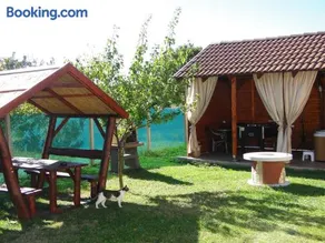 Vadrózsa Vendégház-Apartman - Image 2