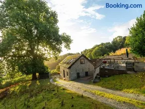 Bishop's Castle Barn - Image 2