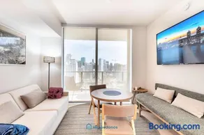 Apartment in New Luxury Condo in Downtown - Image 5