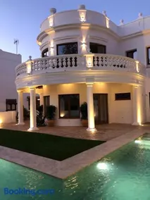 La Quinta Hacienda - Image 2