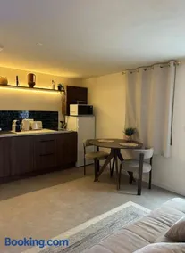 Suite Balinea Balnéo et Cinéma Privé - Image 1