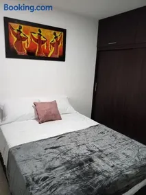 Lindo y acogedor apto cerca Mall Hospitales U Autónoma - Image 4