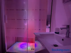 Cutapp Guest House - Image 1