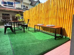 Penny Hostel & Cafe - Image 1