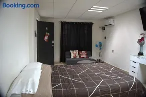 Comfortable and Centrally Located Accommodation 2 - Image 1