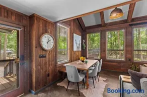 Jackson’s Urban Cabin Escape - Image 3