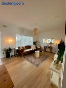 Cosy and calm unit in Cronulla - Image 5