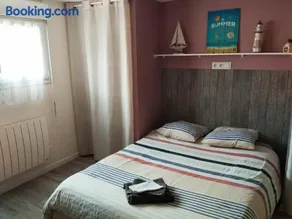 Chambre spacieuse agréable fonctionnelle chez l habitant - Image 2