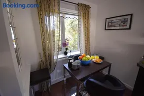Detached Riverside Family Home on the River Conwy, Snowdonia, 6 Guests - Image 1