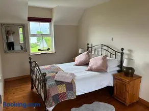 Heron Water Cottage - Image 1