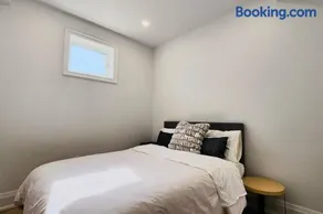 Serene High-celling Retreat - Image 1