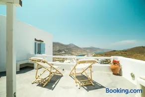Plori Studios and Apartments - Image 1