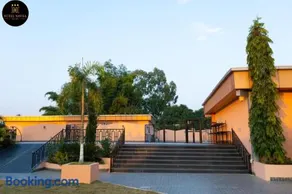 Hotel Navya - Image 2