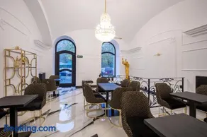 Hotel Vila Central Boutique Satu Mare - Image 1
