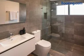 Karri Tree Studio Apartment - Image 2