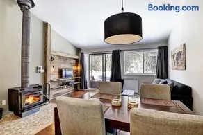 Condo 20 Chemin des Adirondack by Les Chalets Alpins - Image 1