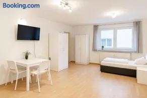 SUNNYHOME Monteurwohnungen und Apartments in Regensburg - Image 3