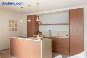 Exceptional penthouse with panoramic views - Image 3