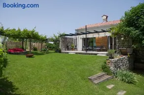 Villa Artes with Free Hot Tub & Sauna - Image 3