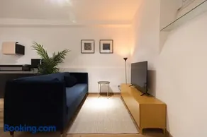 Studio Rivoli Loft - Image 2