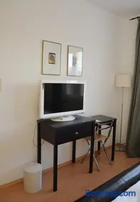 schone große Wohnung 2 Schlafzimmer bis 6 Pax nahe Stadion Signal Iduna - Image 2