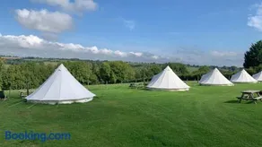 Home Farm Radnage 2 Glamping Bell Tent, with Log Burner and Fire Pit - Image 4