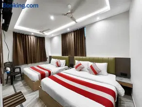 PREMIUM HOTEL HARIDWAR K P - Near Mansa Mata Temple and Railway Station Haridwar - Fully Air conditi - Image 1